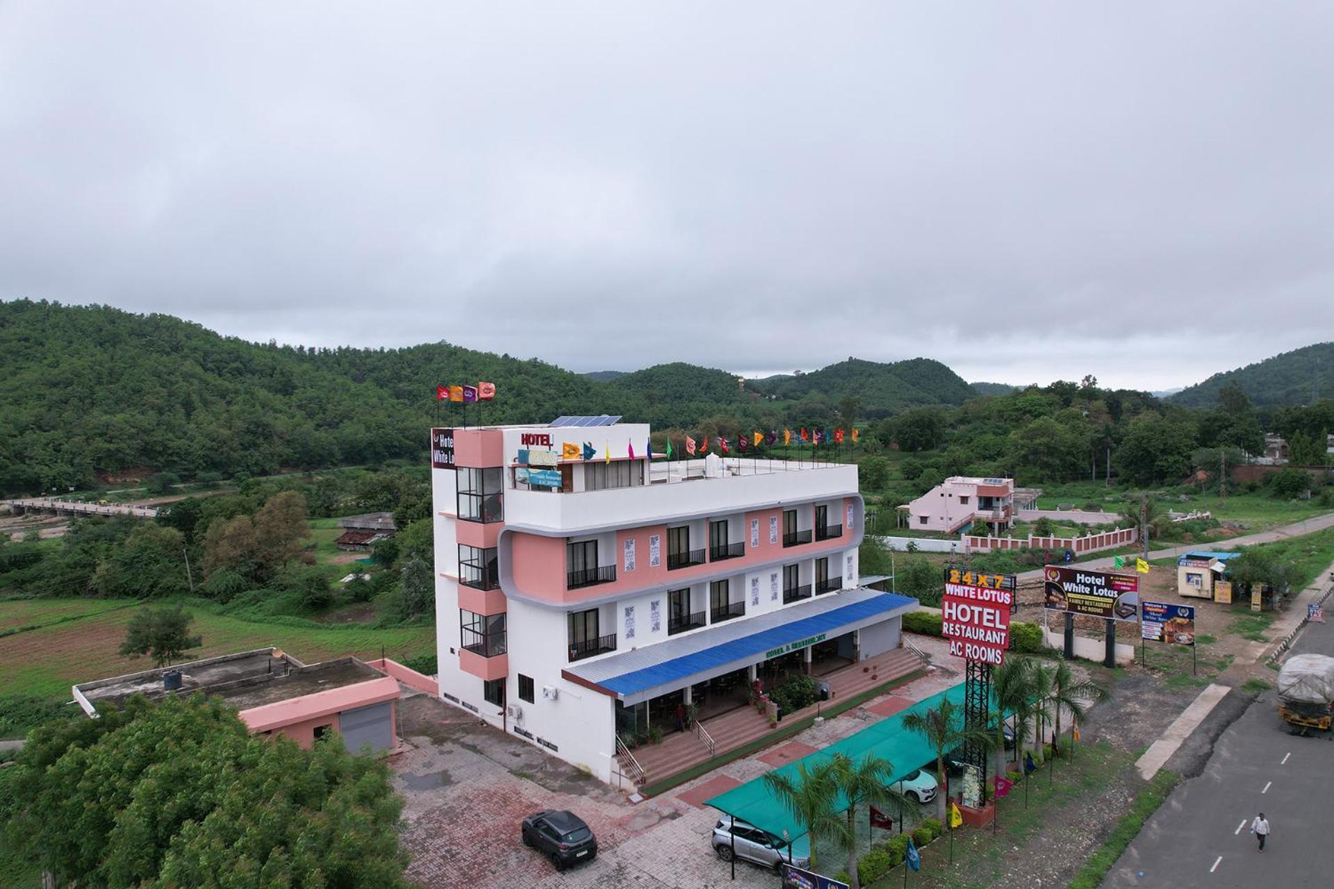 Hotel White Lotus Dungarpur 외부 사진