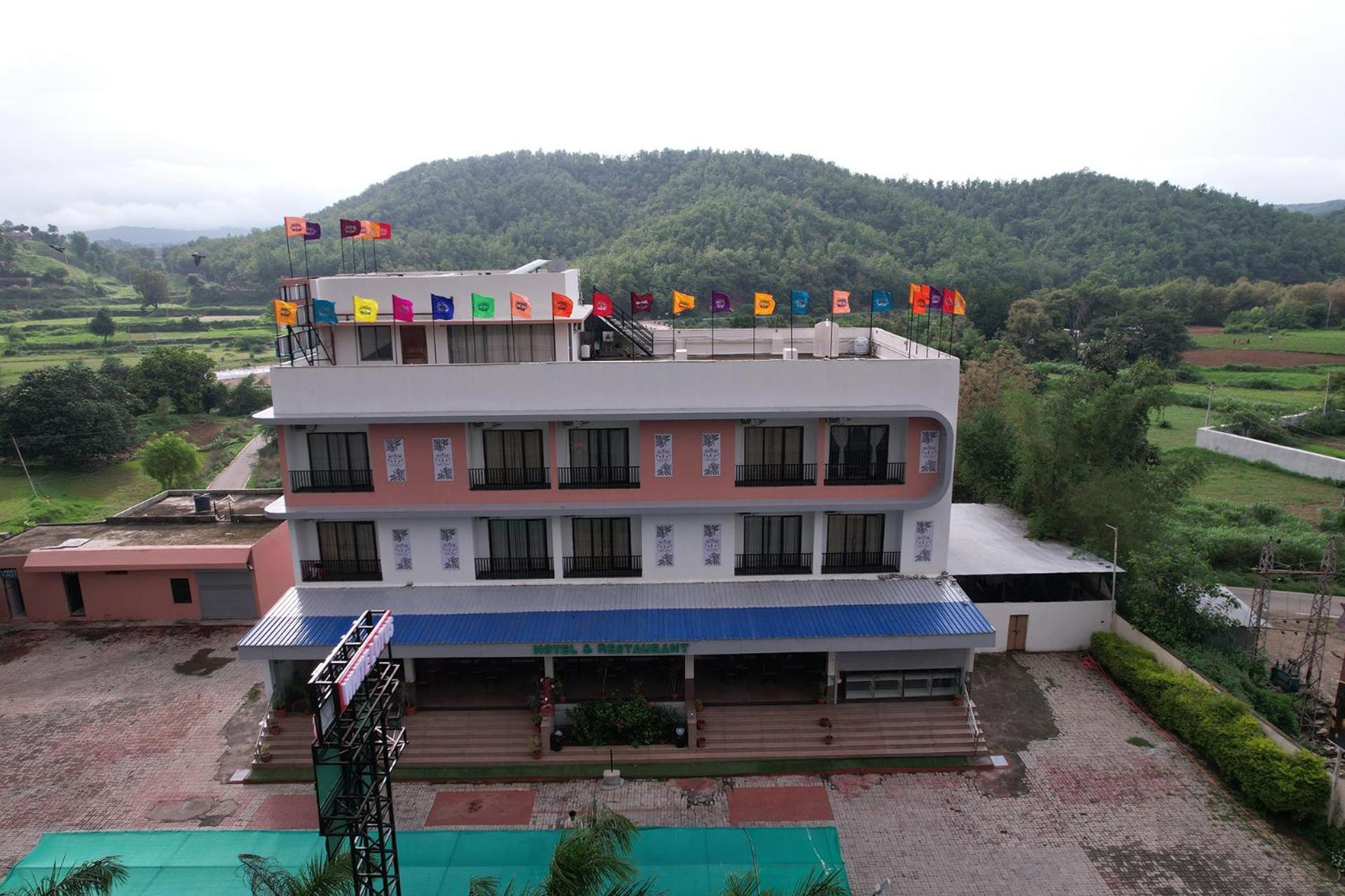 Hotel White Lotus Dungarpur 외부 사진